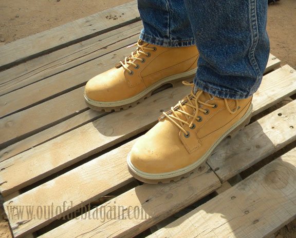 Lugz Wheat Cream Gum Men's Brigade Fold Shoe